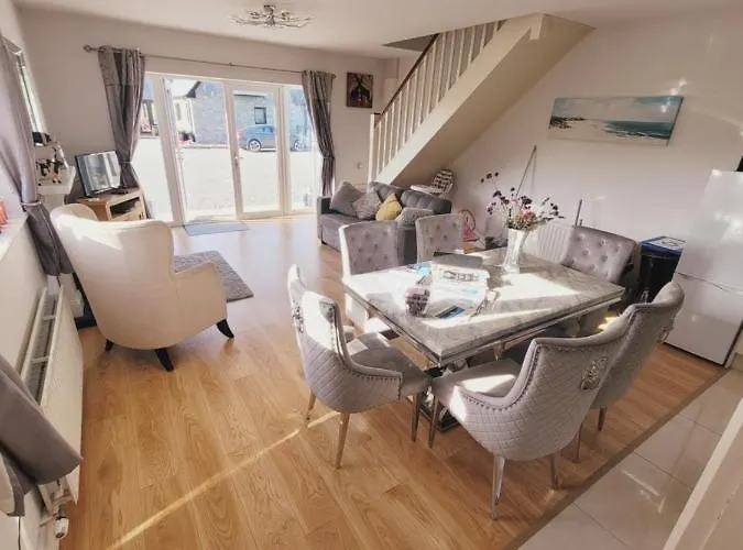 Holiday home Greystones Clock Tower *